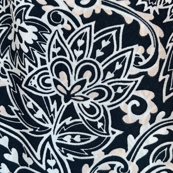 Loft Blouse Gray and Pink Blouse Size Medium - Picture 3 of 4